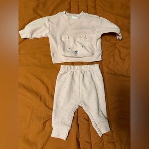 Adorable Bear Face Baby Outfit